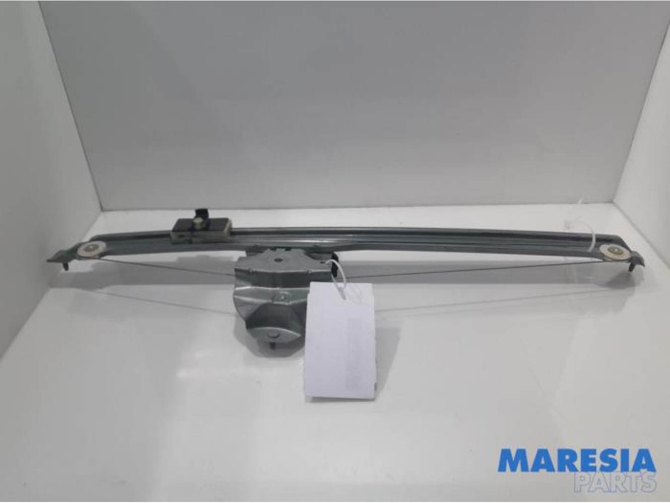Renault - Trafic - Fenstermechanik 2-türig rechts vorne