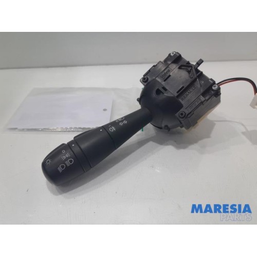 Renault - Trafic - Indicator switch