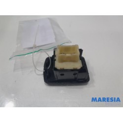 Renault - Trafic - Electric window switch