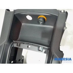 Citroen - DS4 - Middle console
