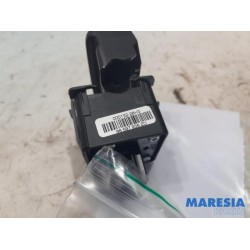 Citroen - DS4 - Parking brake switch