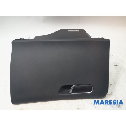 Citroen - DS4 - Glovebox