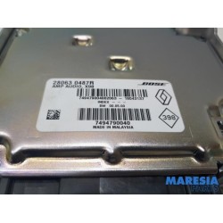 Renault - Captur - Radio amplifier