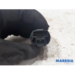 Renault - Captur - Start/stop switch