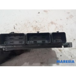 Renault - Captur - Engine management computer
