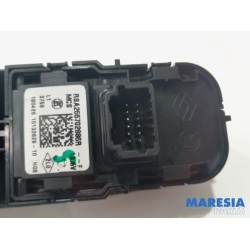 Renault - Captur - Multi-functional window switch