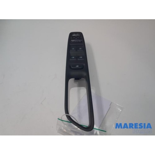 Renault - Captur - Commutateur combi vitres