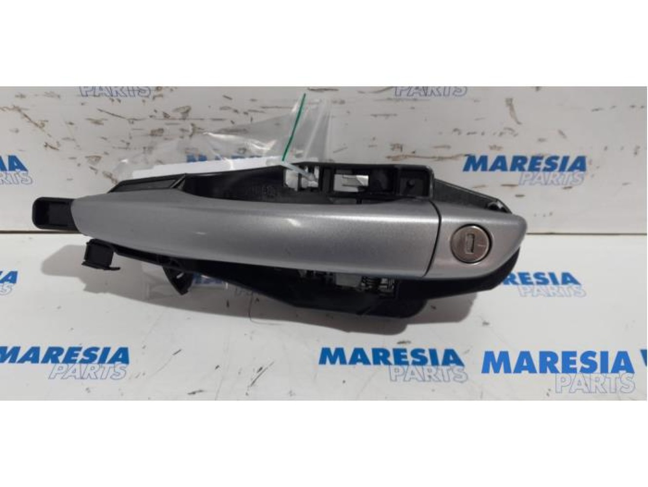 Peugeot - 308 - Door handle 4-door, front left