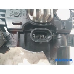 Renault - Captur - Fog light, front left