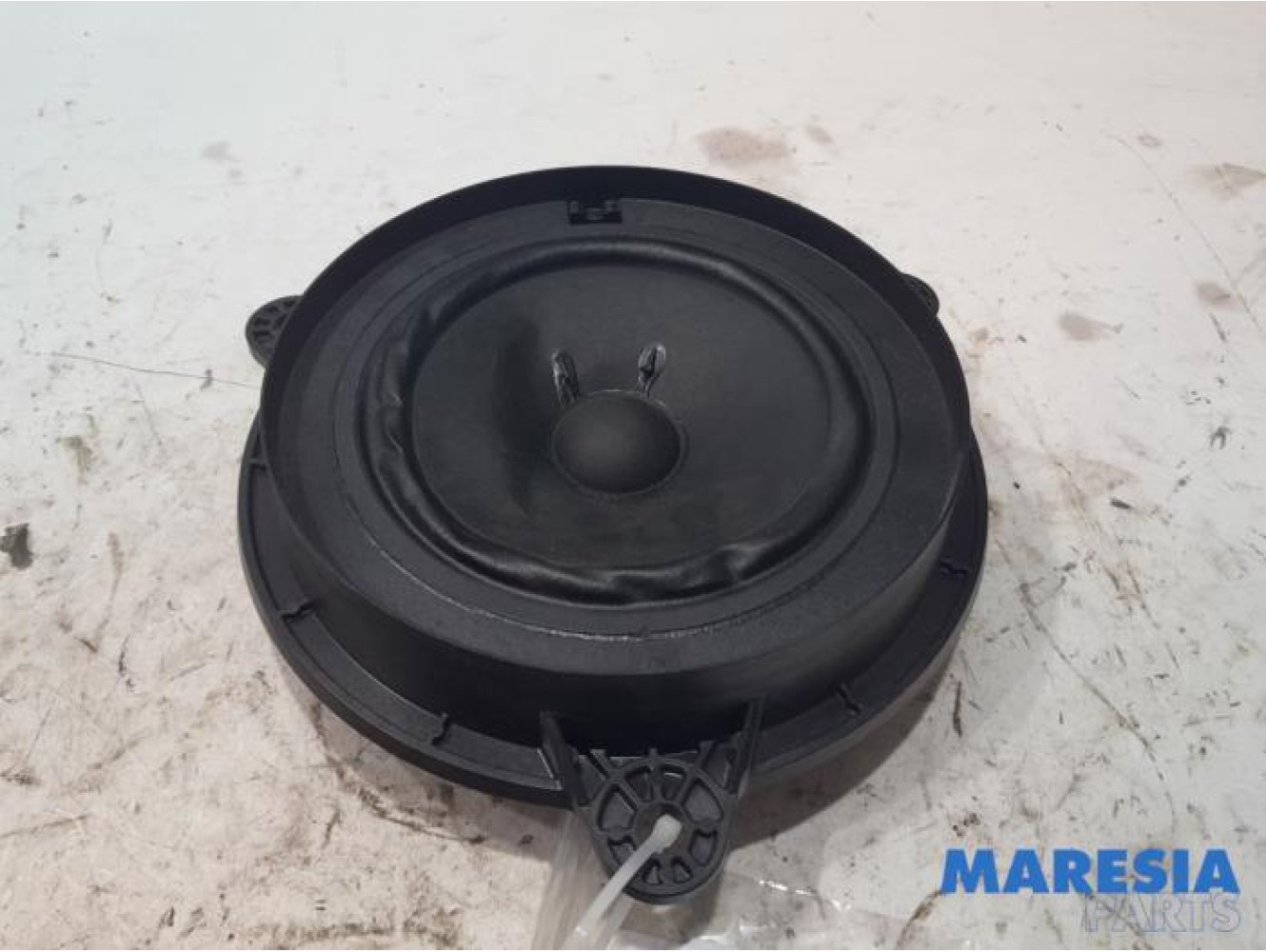 Renault - Captur - Speaker