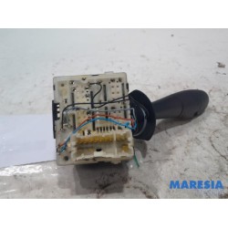 Renault - Captur - Wiper switch