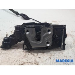 Renault - Captur - Door lock mechanism 4-door, front left