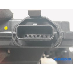 Renault - Captur - Door lock mechanism 4-door, front left