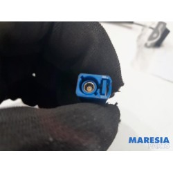 Renault - Captur - GPS Antenne