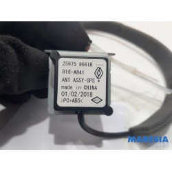 Renault - Captur - GPS Antenne