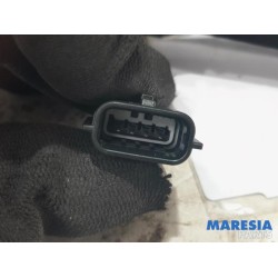 Renault - Captur - Front door handle 4-door, right