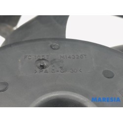 Citroen - C4 Cactus - Fan motor