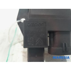 Citroen - C4 Cactus - Cooling fan resistor