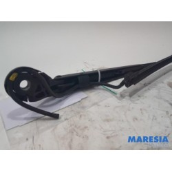 Citroen - C4 Cactus - Front wiper arm