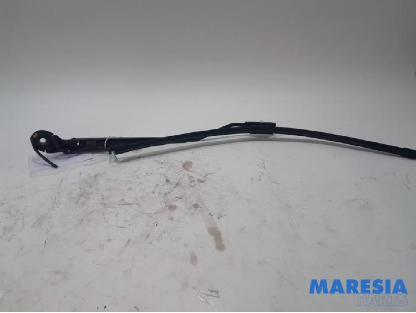Citroen - C4 Cactus - Front wiper arm