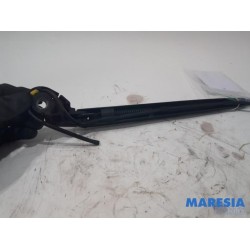 Citroen - C4 Cactus - Front wiper arm