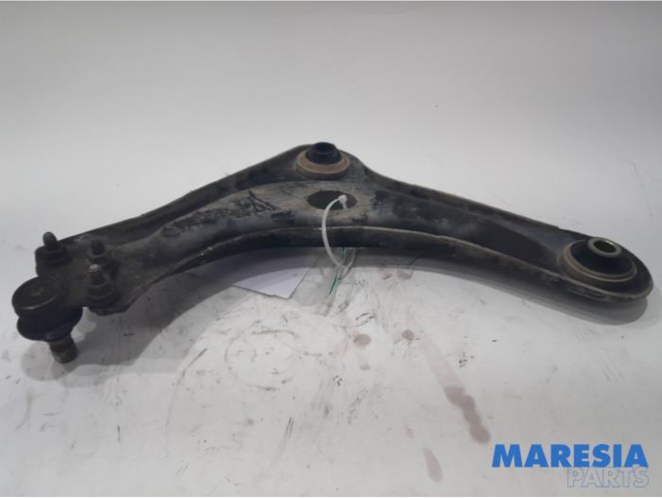 Citroen - C4 Cactus - Front lower wishbone, right