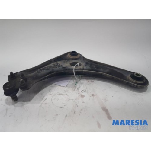 Citroen - C4 Cactus - Front lower wishbone, right