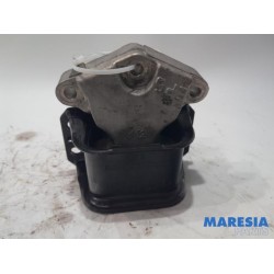 Citroen - DS4 - Engine mount