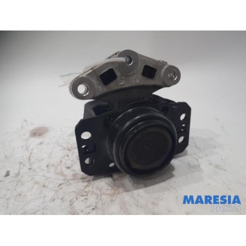 Citroen - DS4 - Engine mount