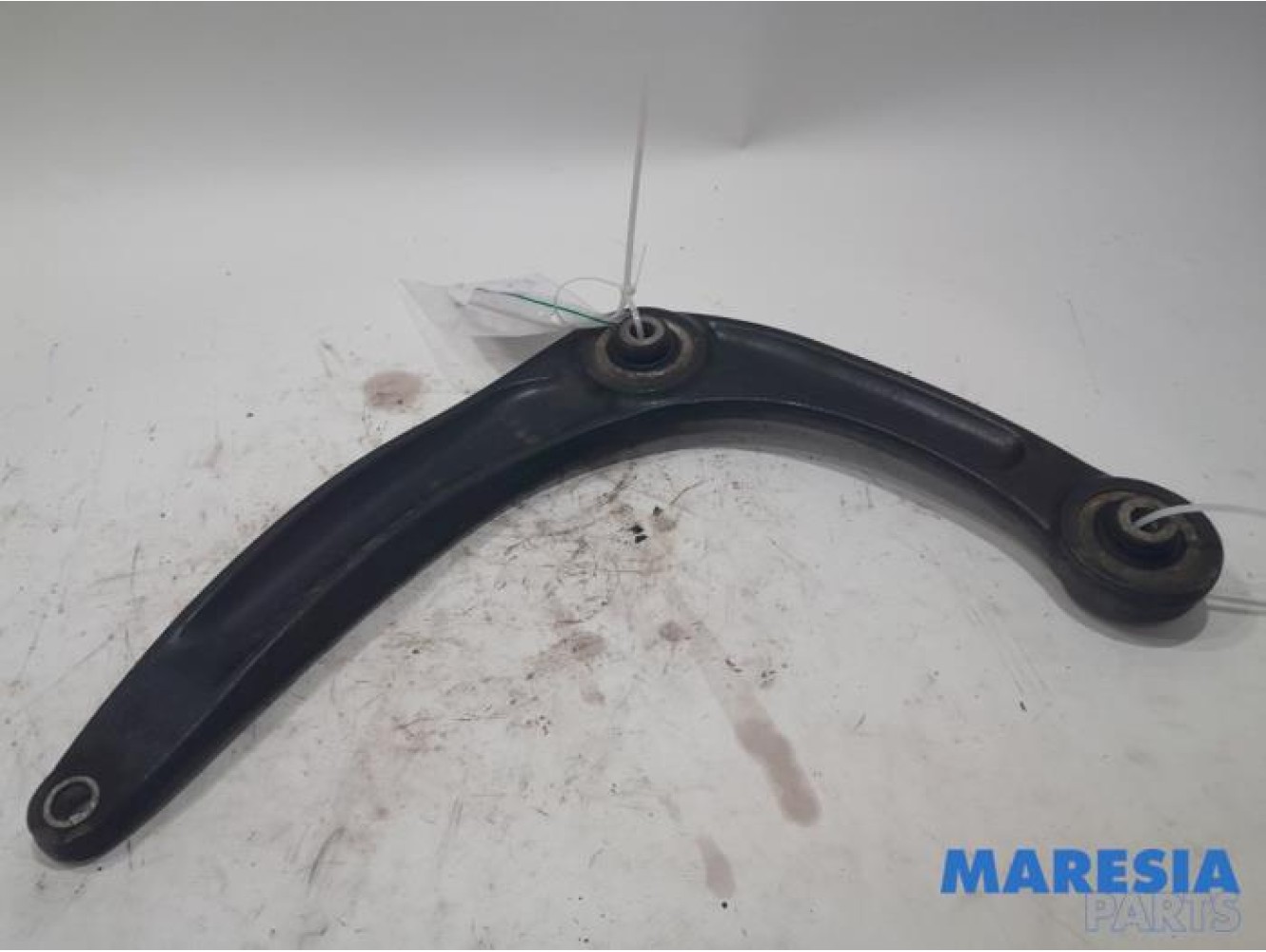 Citroen - DS4 - Front lower wishbone, right