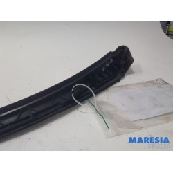 Citroen - DS4 - Frontscreen frame