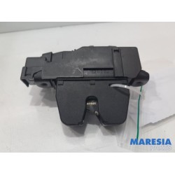 Citroen - C4 Picasso - Tailgate lock mechanism