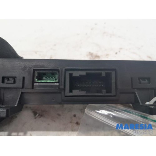 Opel - Corsa - Phone module