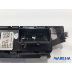 Citroen - C4 Picasso - Multi-functional window switch