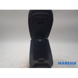Opel - Corsa - Armrest
