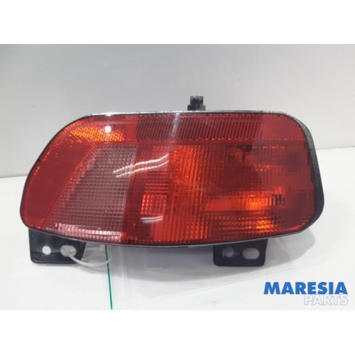 Citroen - C4 Picasso - Rear fog light