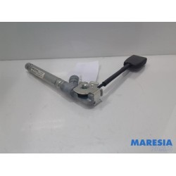 Citroen - C4 Picasso - Gordelspanner links