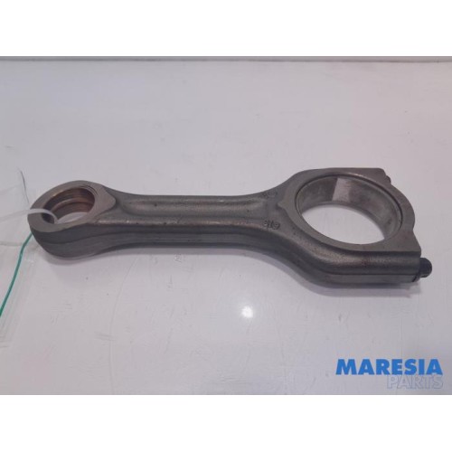 Citroen - Jumpy - Connecting rod