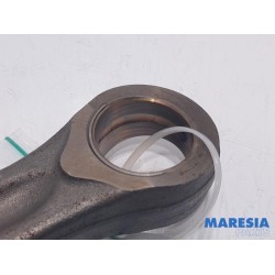 Citroen - Jumpy - Connecting rod