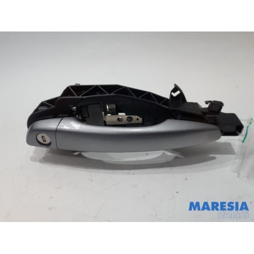 Peugeot - 2008 - Door handle 4-door, front left