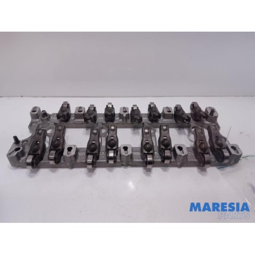 Peugeot - Boxer - Rocker arm shaft
