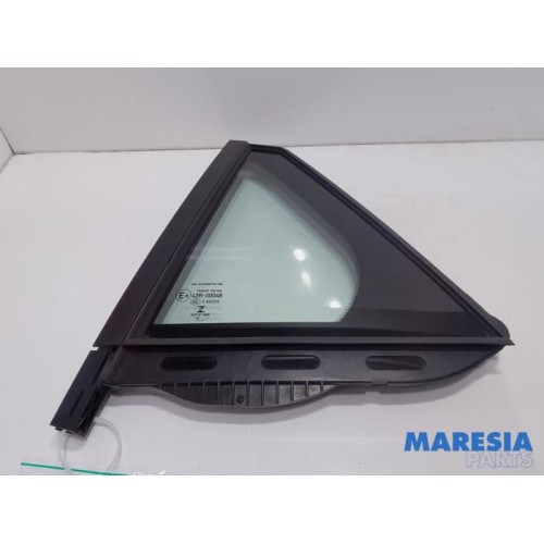 Peugeot - 2008 - Driehoeks Ruit links-achter