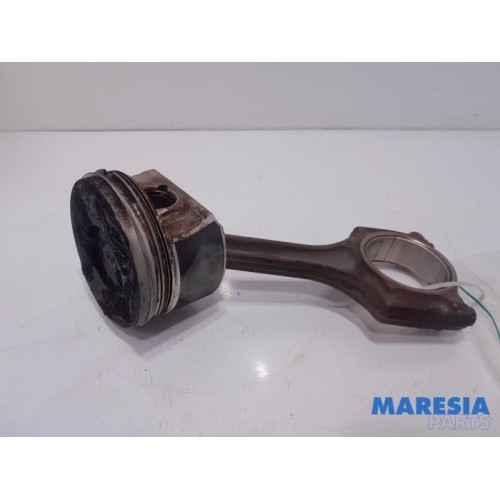 Peugeot - 208 - Connecting rod