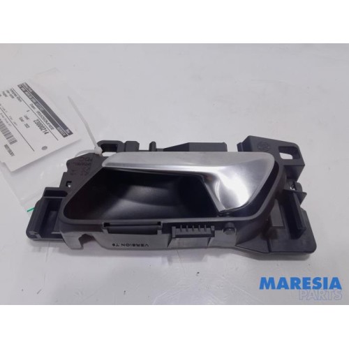 Peugeot - 2008 - Türgriff 4-türig links hinten