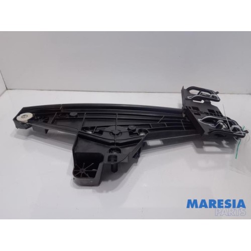 Peugeot - 2008 - Rear door window mechanism 4-door, right