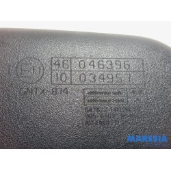 Peugeot - 2008 - Rear view mirror