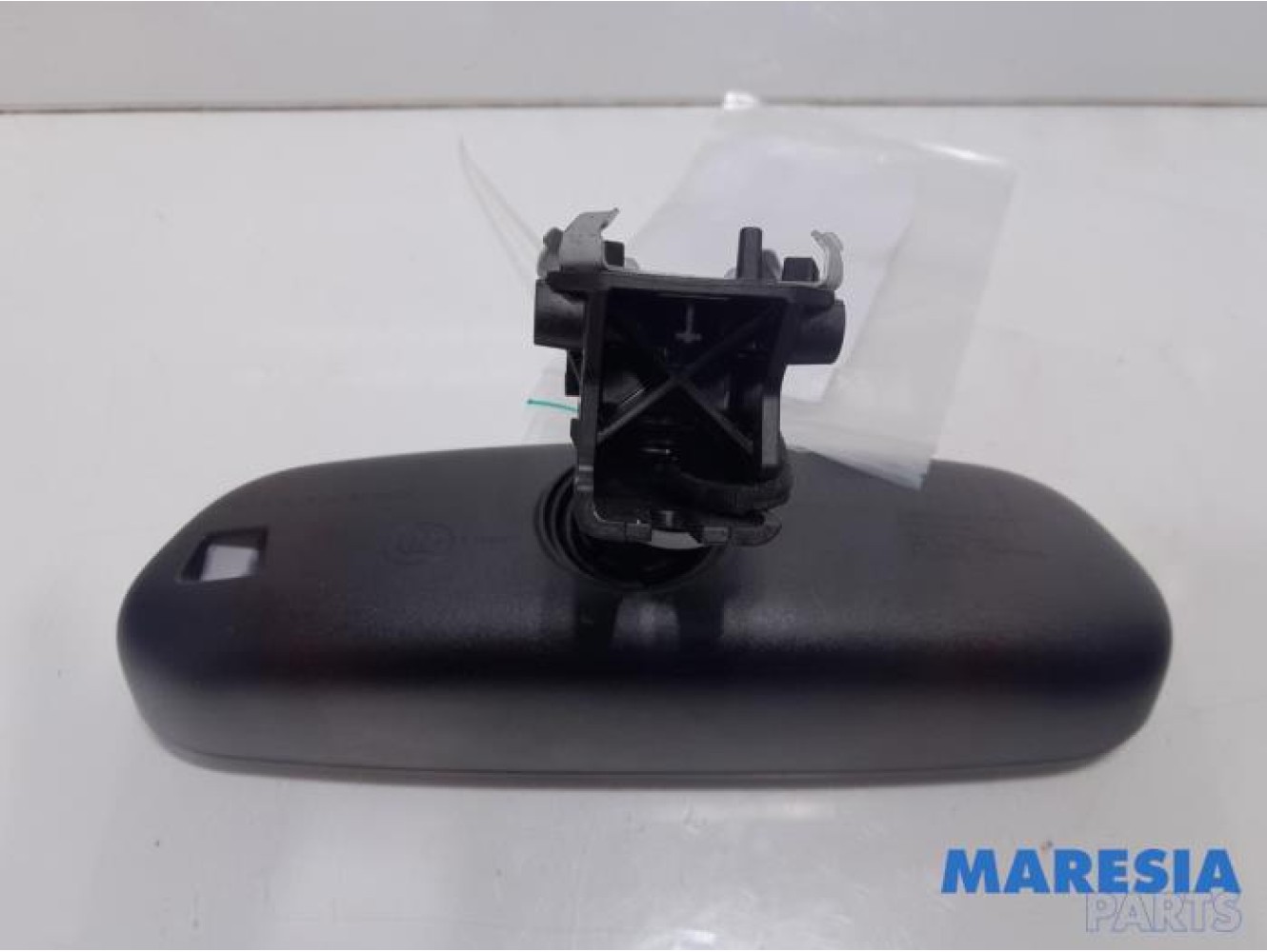 Peugeot - 2008 - Rear view mirror