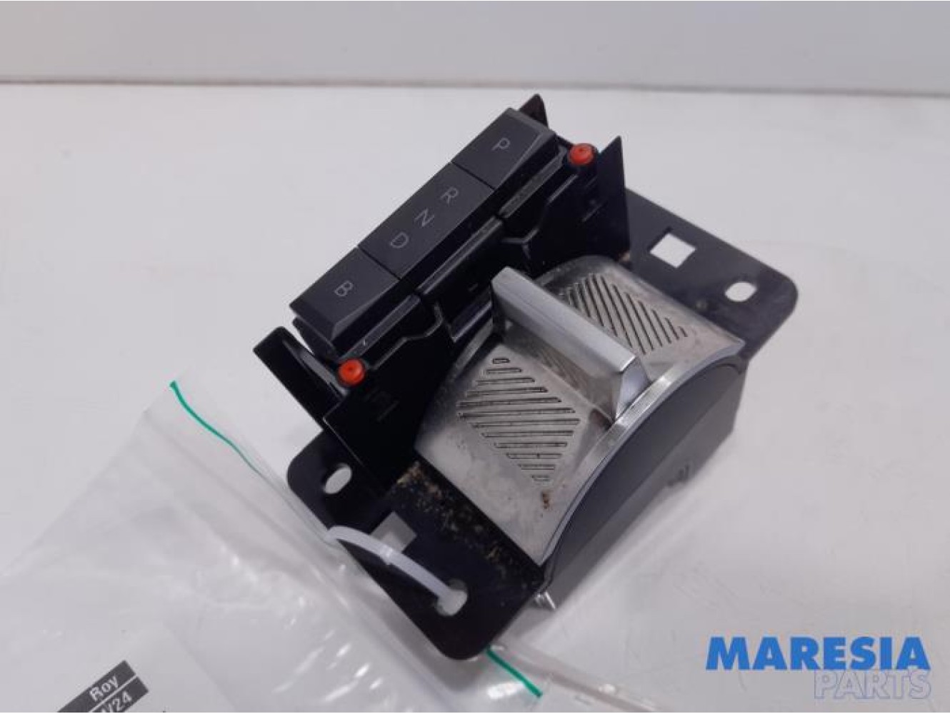 Peugeot - 2008 - Automatic gear selector
