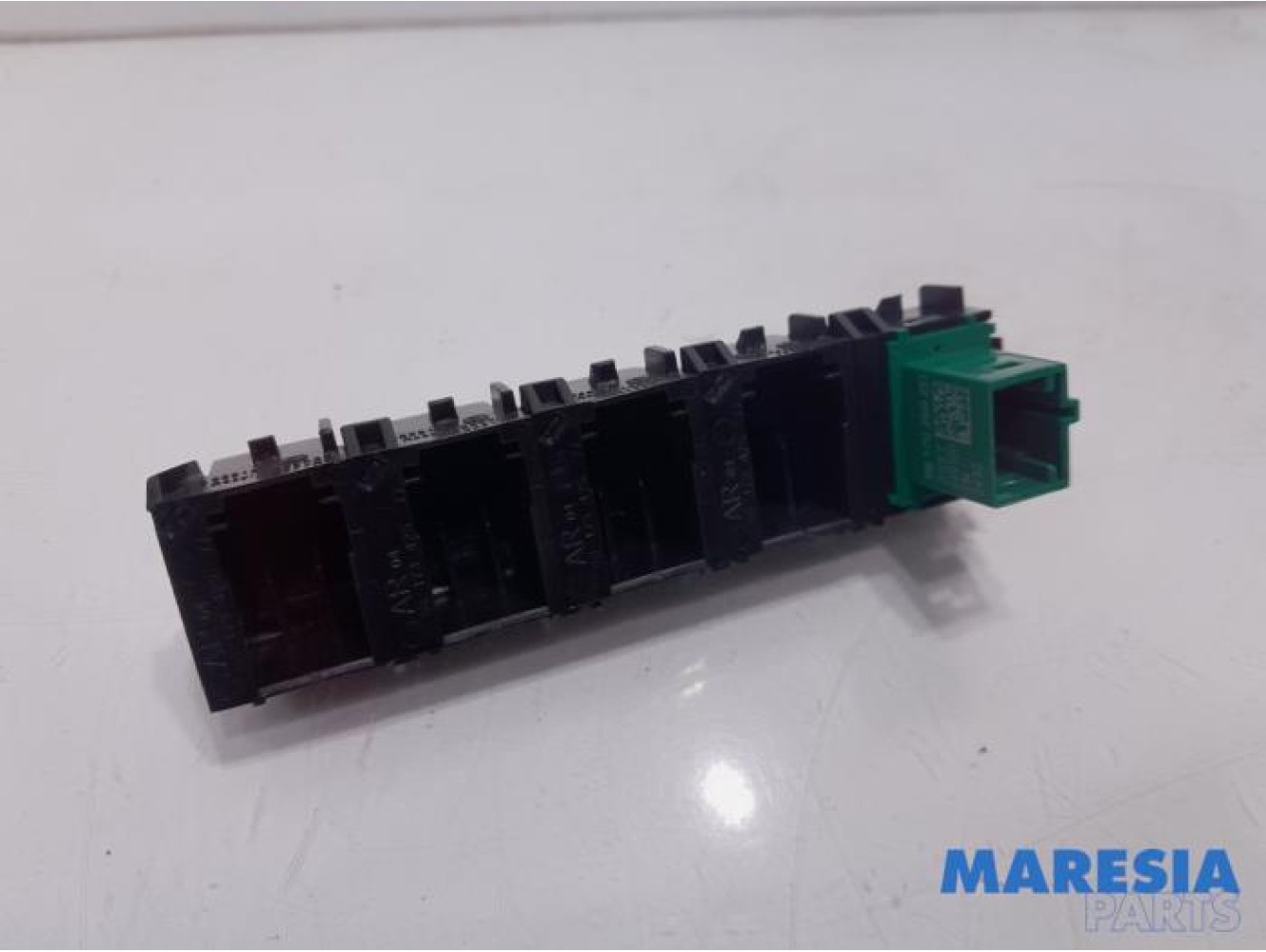 Peugeot - 2008 - Switch