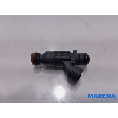 Peugeot - 208 - Injector (petrol injection)